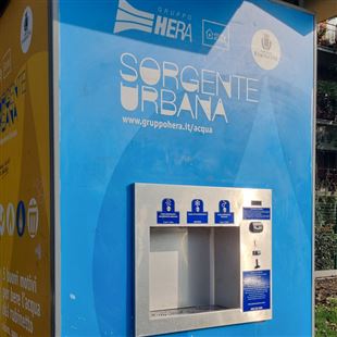 Rinnovata completamente la sorgente urbana di piazza Camilla Ravera